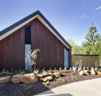 Margaret River Bungalows - Southport Accommodation