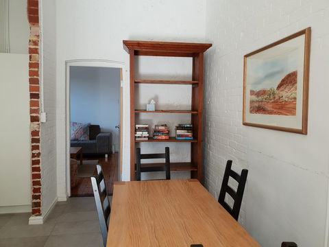 Captain\'s Heritage Cottage - Central Fremantle 2 Bedroom Historic Cottage - Southport Accommodation 3