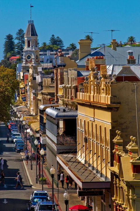 Captain\'s Heritage Cottage - Central Fremantle 2 Bedroom Historic Cottage - Southport Accommodation 19