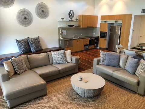 East On Byron - Accommodation Southport 34