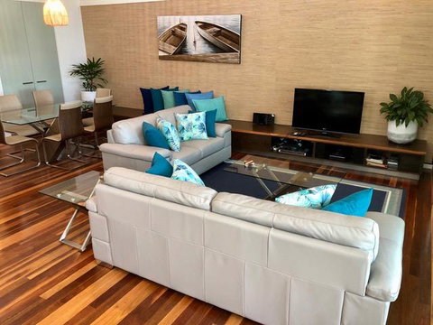 East On Byron - Accommodation Southport 38