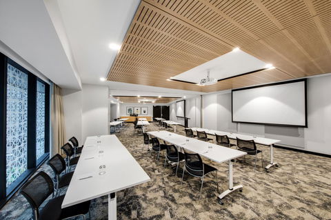 Vibe Hotel North Sydney - Southport Accommodation 10