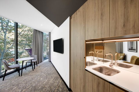 Vibe Hotel North Sydney - Southport Accommodation 25