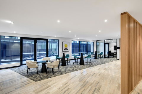 Vibe Hotel North Sydney - Southport Accommodation 12