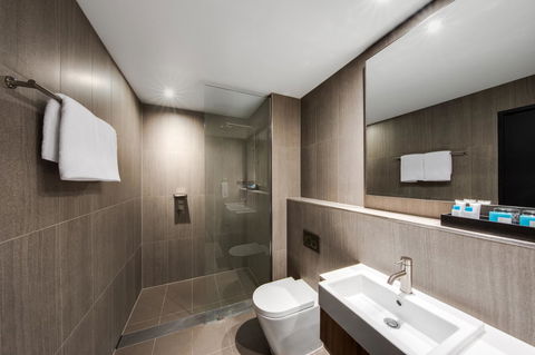 Vibe Hotel North Sydney - Southport Accommodation 18