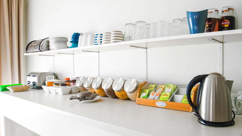 Almond Inn - Southport Accommodation 15