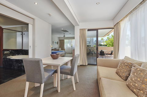 Waves Byron Bay - Southport Accommodation 30