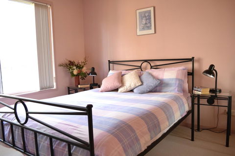 Bundle Hill Cottages - Southport Accommodation 28