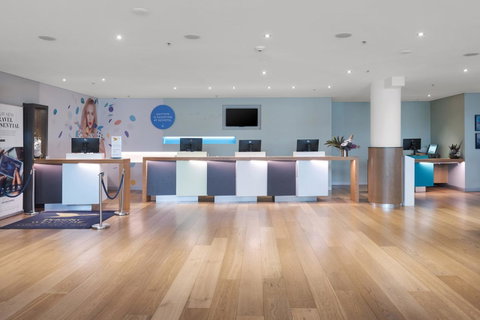 Novotel Sydney Darling Harbour - Accommodation Southport 10