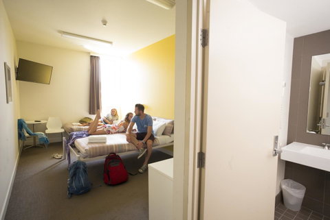 YHA Sydney Harbour - Accommodation Southport 4