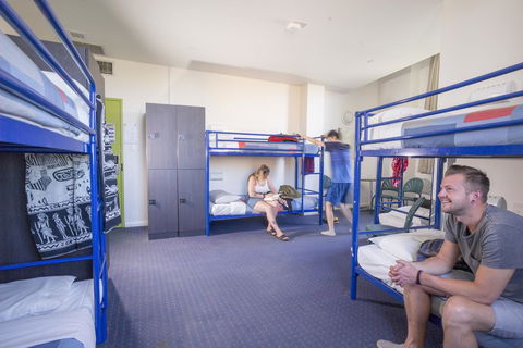 YHA Sydney Central - Southport Accommodation 12