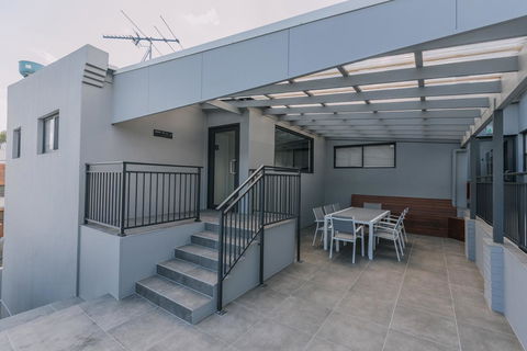 Studios On Beaumont - Southport Accommodation 9