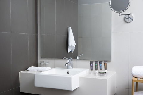 Novotel Newcastle Beach - Southport Accommodation 24