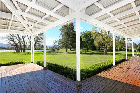 Terara Riverside Retreat - Southport Accommodation 37