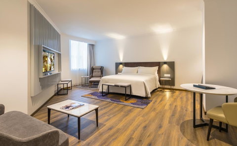 The Grace Hotel - Accommodation Southport 5