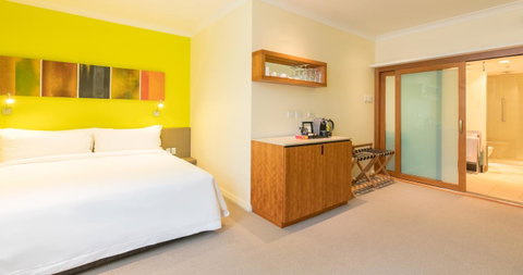 The Grace Hotel - Accommodation Southport 12