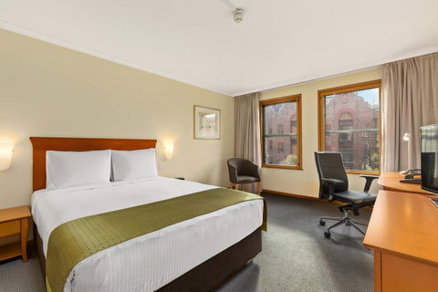 Sydney Harbour Hotel - Accommodation Southport 37
