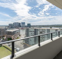 Two bedders apartment with Stunning Water view - Southport Accommodation