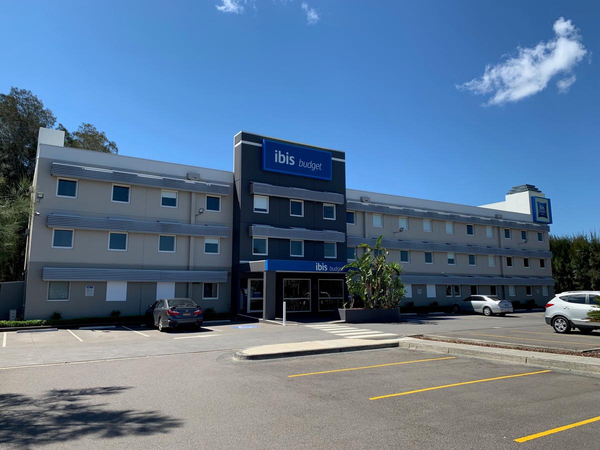 West Gosford NSW Southport Accommodation