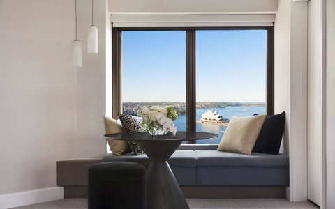 Four Seasons Hotel Sydney - Accommodation Southport 3