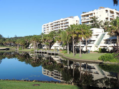 Charlesworth Bay Beach Resort - Southport Accommodation 0
