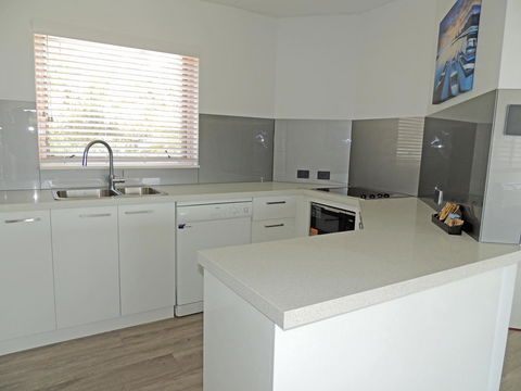 Charlesworth Bay Beach Resort - Southport Accommodation 9