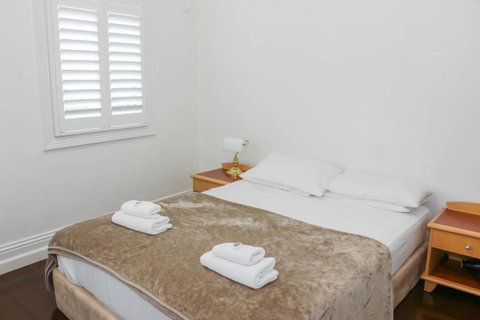 Glasgow Arms Hotel Ultimo - Accommodation Southport 11