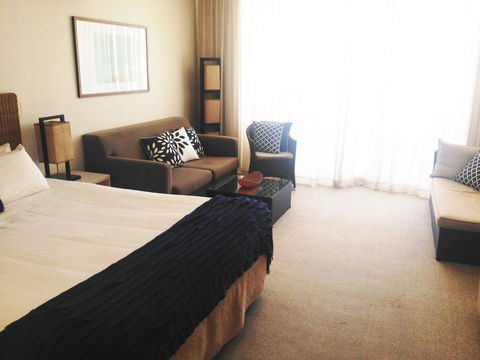 BASE Holidays - Ettalong Beach Premium Apartments - Southport Accommodation 26
