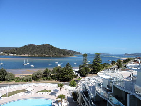 BASE Holidays - Ettalong Beach Premium Apartments - Southport Accommodation 19