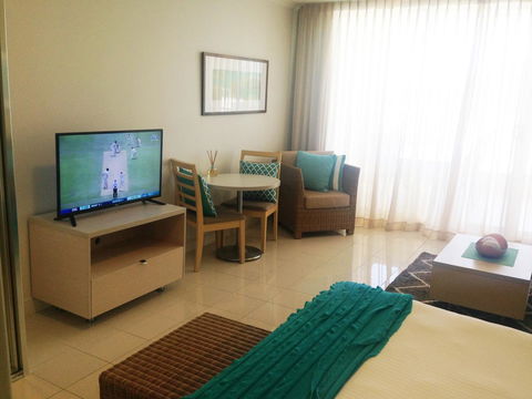 BASE Holidays - Ettalong Beach Premium Apartments - Southport Accommodation 33