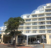 Ettalong Beach Premium Waterview Apartments - Southport Accommodation