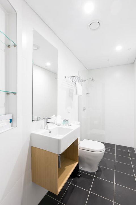 Song Hotel Sydney - Southport Accommodation 7