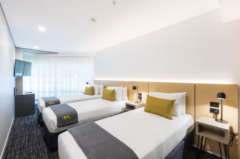Song Hotel Sydney - Southport Accommodation 8