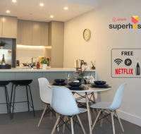 Stunning Views Sydney Olympic Park - Southport Accommodation