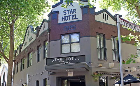 The Star Apartments - Southport Accommodation 1