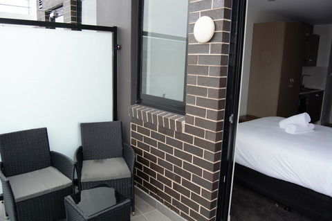 Seranin | Gordon - Southport Accommodation 4