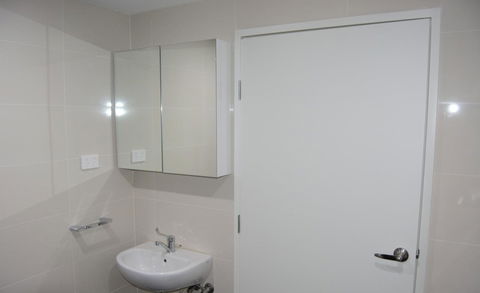 Seranin | Gordon - Southport Accommodation 12