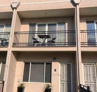 Travers Street Apartment - Southport Accommodation