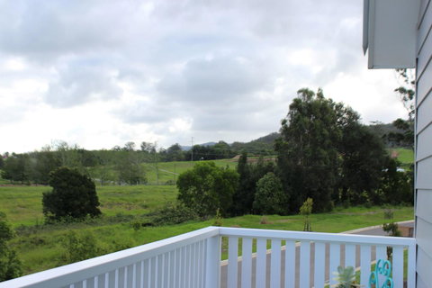 Red Waratah - Accommodation Southport 11