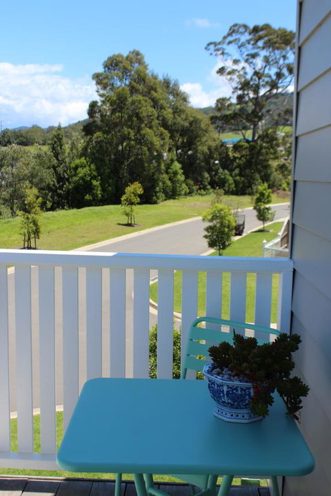 Red Waratah - Accommodation Southport 1