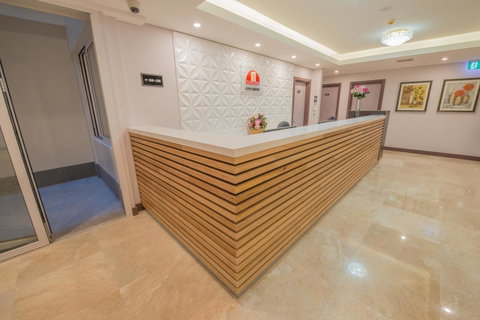 Megaboom City Hotel - Accommodation Southport 30