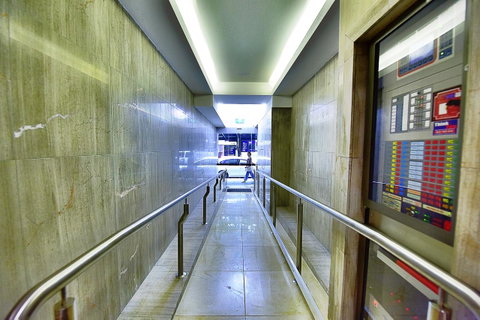 Megaboom City Hotel - Accommodation Southport 27