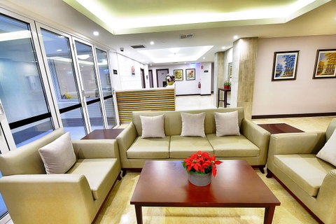 Megaboom City Hotel - Accommodation Southport 2