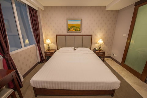 Megaboom City Hotel - Accommodation Southport 3