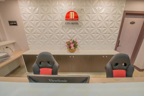 Megaboom City Hotel - Accommodation Southport 16