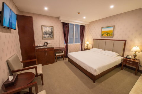 Megaboom City Hotel - Accommodation Southport 1