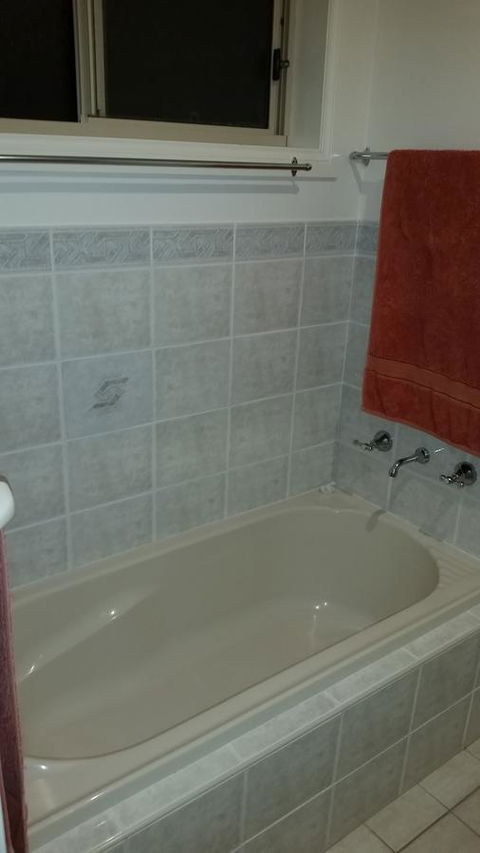 Twin Palms Holiday House At Lighthouse - Southport Accommodation 12