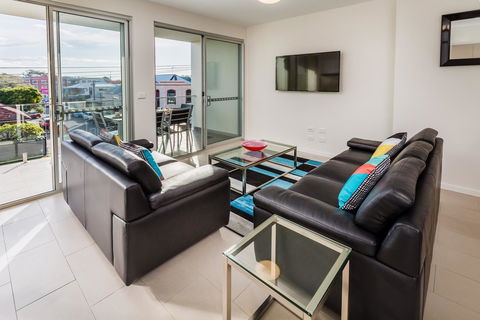Hamilton Executive Apartments - Southport Accommodation 20
