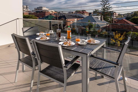 Hamilton Executive Apartments - Southport Accommodation 1