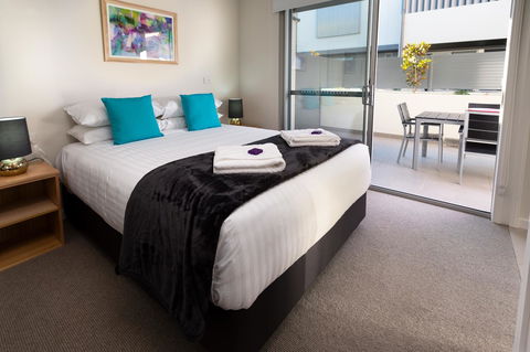 Hamilton Executive Apartments - Southport Accommodation 10